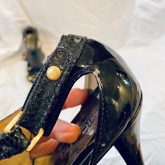 Michael Kors Black Leather Strappy Heel Size 9.5 - Picture 6 of 9